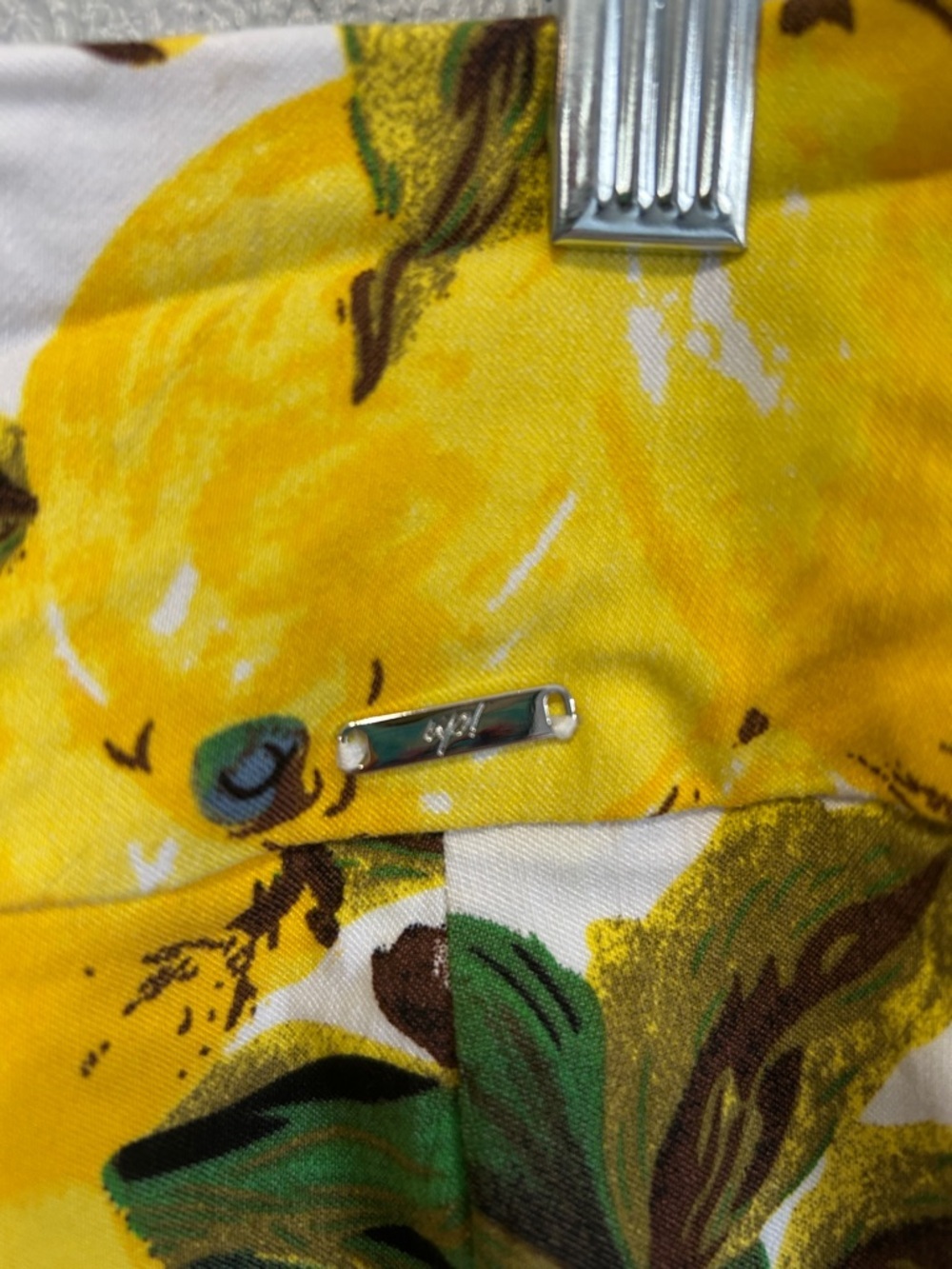 Up! Women’s Lemon Print Cotton Skort - White & Yellow. Size 4 - Picture 3 of 9